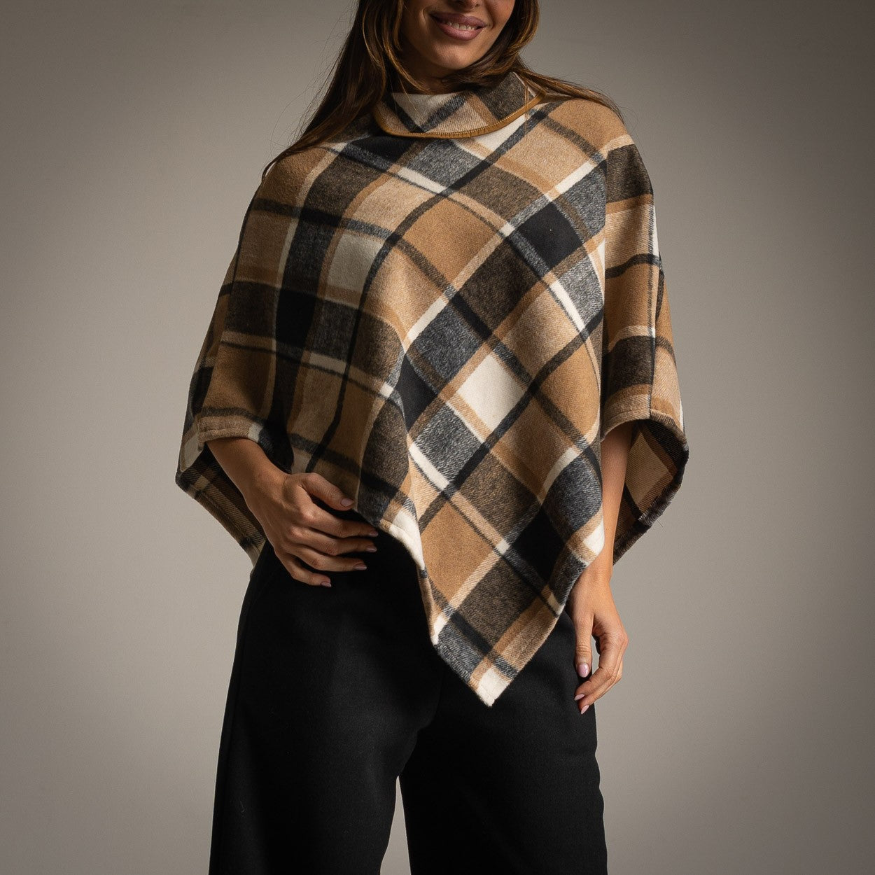 ALBA PONCHO BEIGE